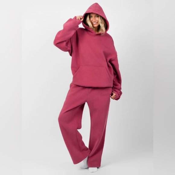 NEW COMFRT Minimalist Straight Leg Sweatpants (matching hoodie also available) - Picture 2 of 6